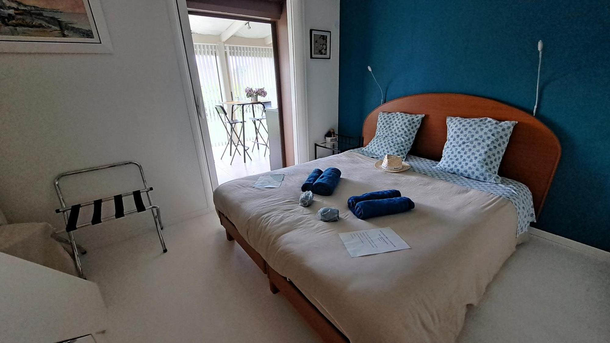 Chambre Privee Avec Salon, Garage Voiture, Velos, Motos Tourville-sur-Arques Exterior foto